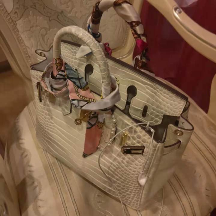 杭州商场女模特,杭州服装批发档口最火女模特