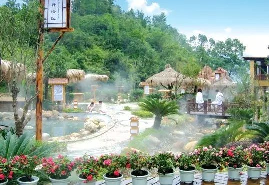 泡温泉仪式感,江西温泉镇泡温泉攻略