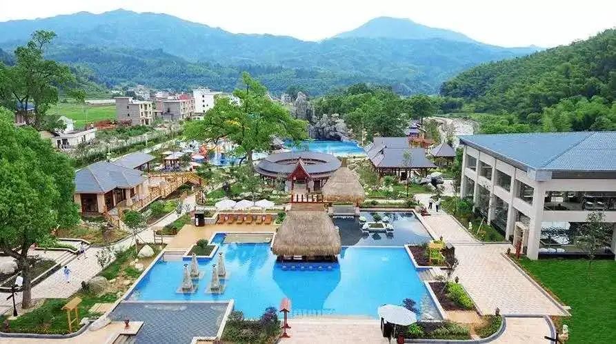 泡温泉仪式感,江西温泉镇泡温泉攻略