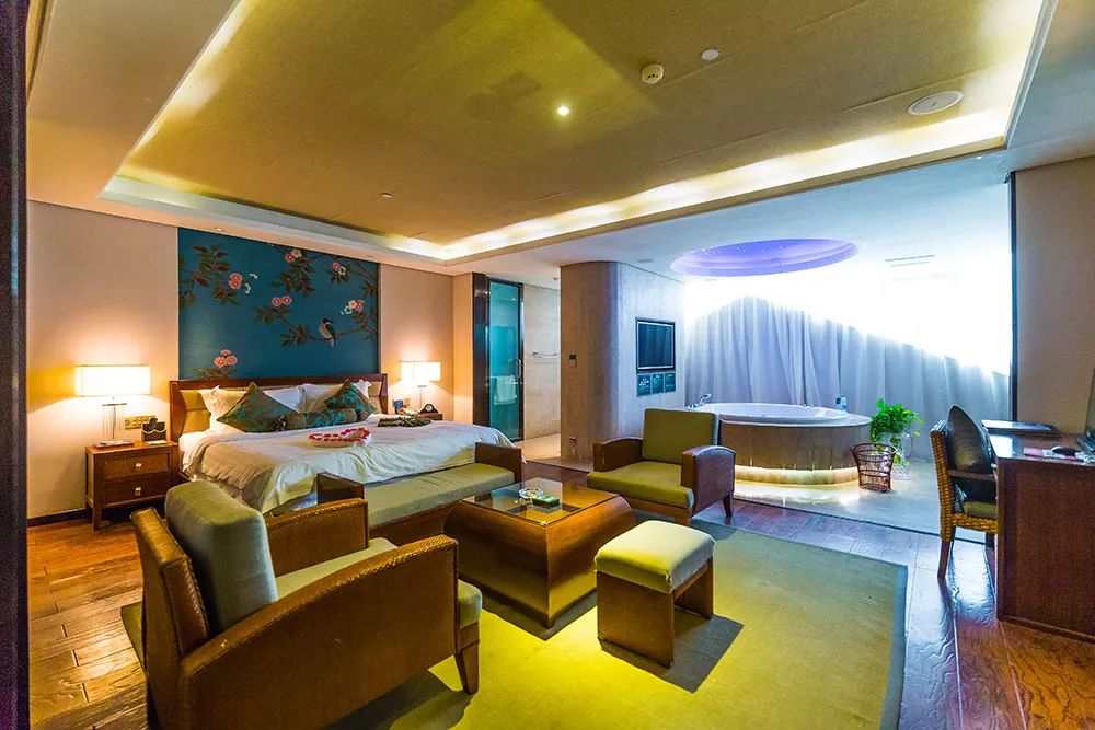 凤翔温泉免费时段,凤翔温泉99套票截止时间