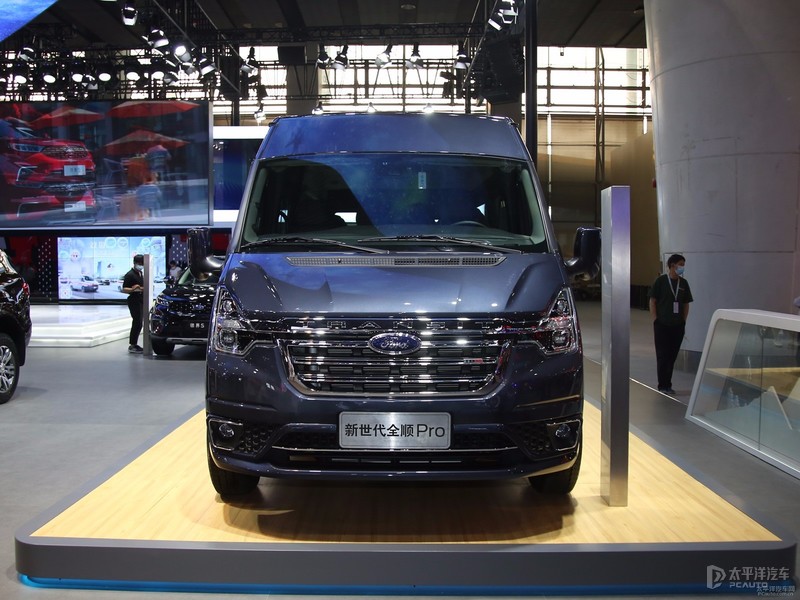 福特新世代全顺pro短轴中顶落地价,2022款新世代全顺pro短轴低顶