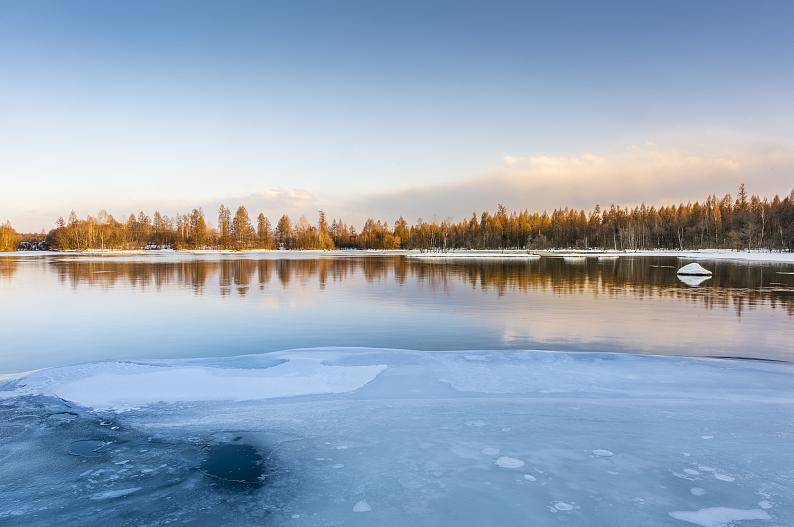 数九寒天今日始冬至,今日冬至冬已至你如约而至