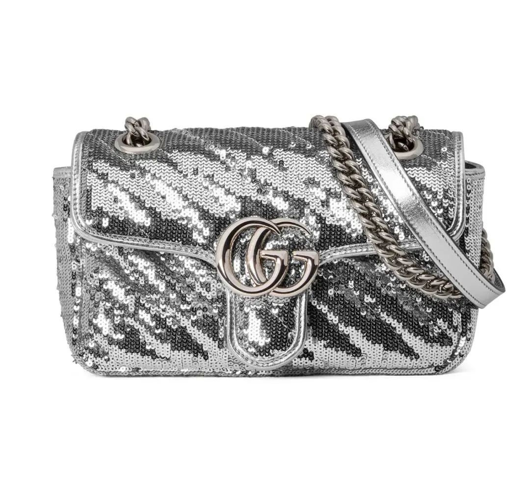 冰川、豹纹、天鹅、游乐园...今年的圣诞限量单品简直挑花眼