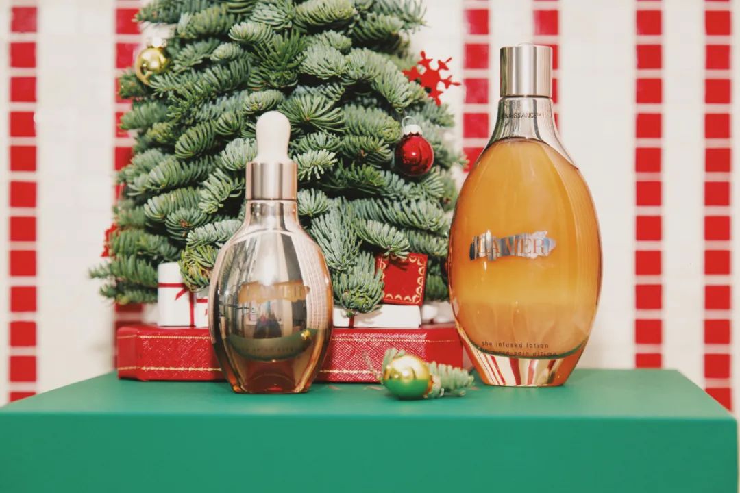 冰川、豹纹、天鹅、游乐园...今年的圣诞限量单品简直挑花眼