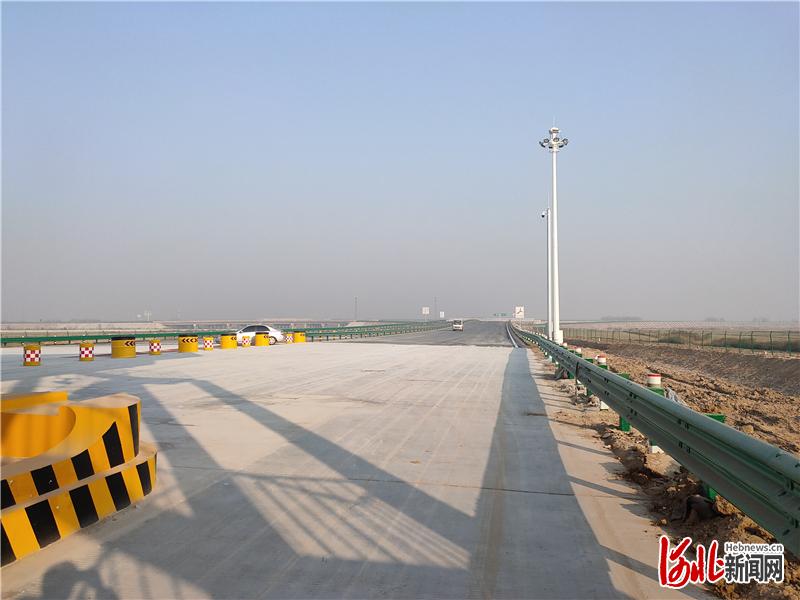 津石高速全线通车,津石高速通车