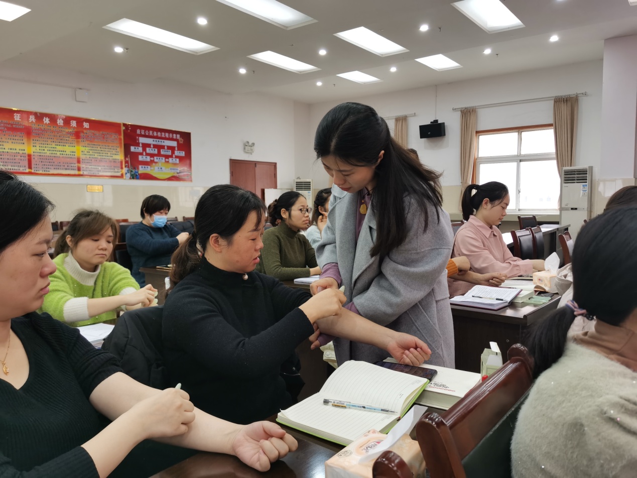 张秀勤教授刮痧视频,张秀勤全息刮痧培训班