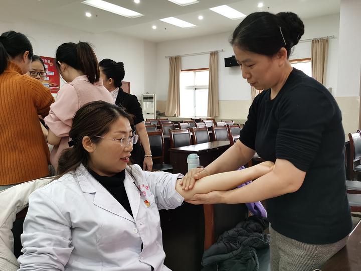 张秀勤教授刮痧视频,张秀勤全息刮痧培训班