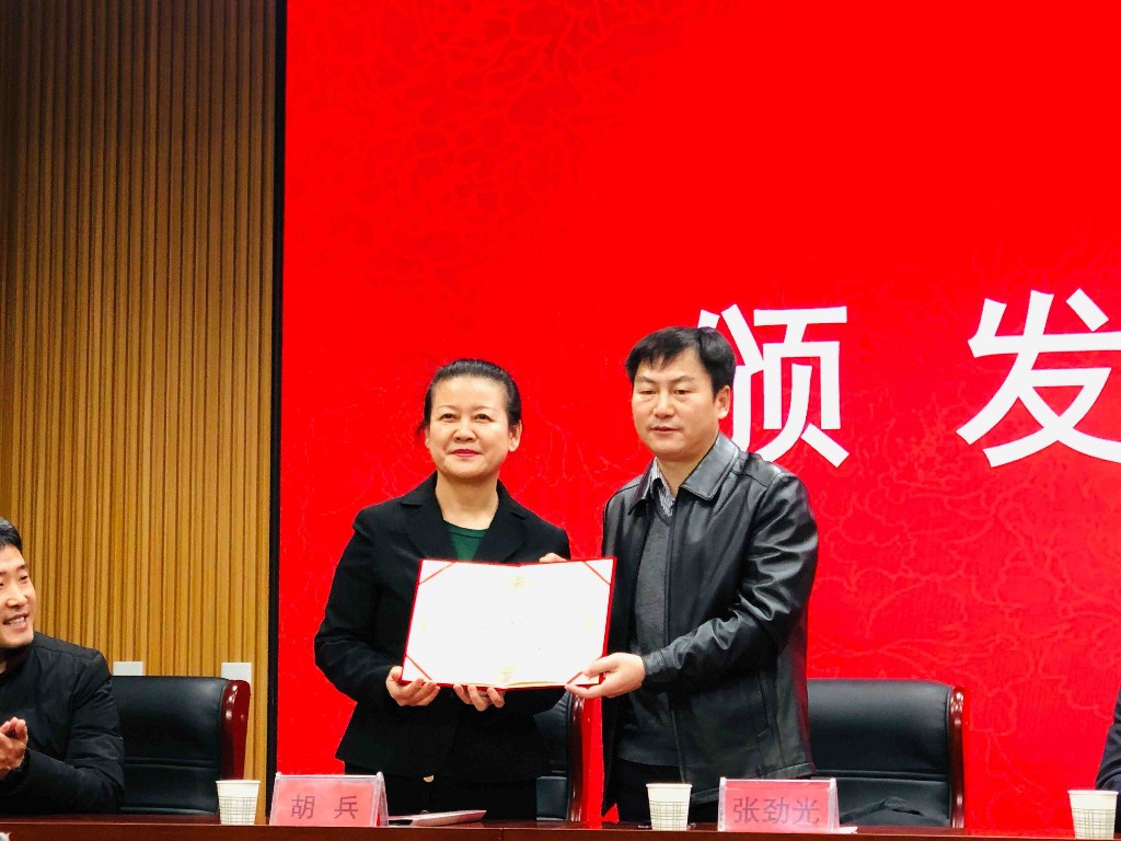 西安碑林区雁塔路小学,西安市雁塔路小学和建大华清小学