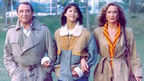 法媒:法国著名男影星布莱塞去世拍片上百部享年84岁与新冠病毒无关