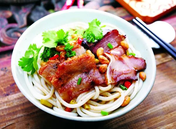 广西非遗文化梧州龟苓膏,梧州中华老字号龟苓膏