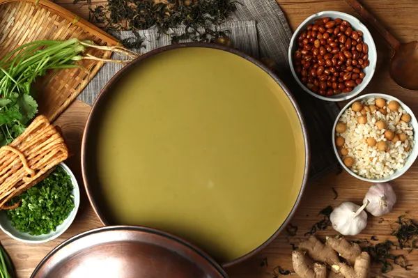 广西非遗文化梧州龟苓膏,梧州中华老字号龟苓膏