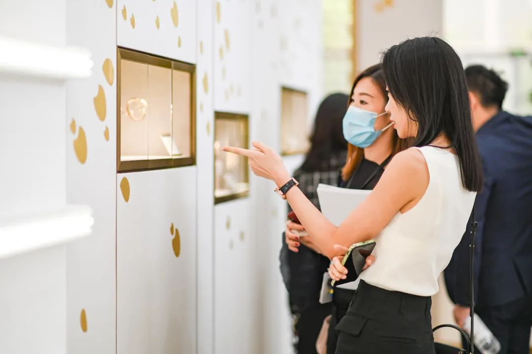 喜欢追求新鲜事物的人的性格特征,喜欢追求新鲜事物