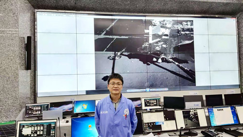 他被誉为“月球挖掘机司机”，听山东老乡讲“嫦五”背后的故事