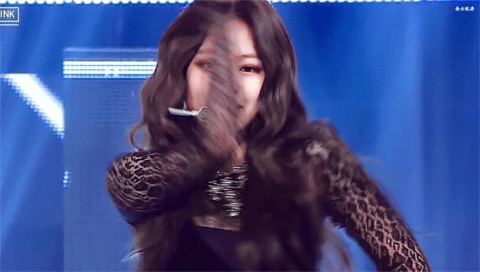 年度会穿榜单来了你爱豆同款都在这儿!快买