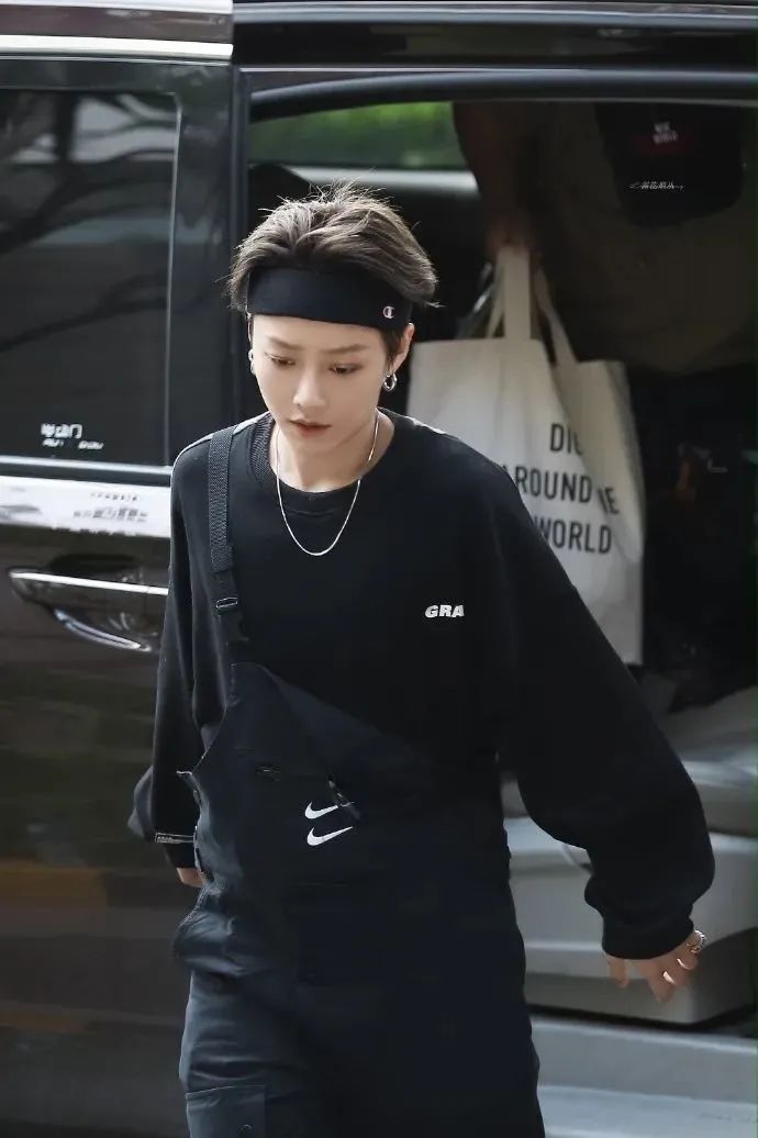 年度会穿榜单来了你爱豆同款都在这儿!快买