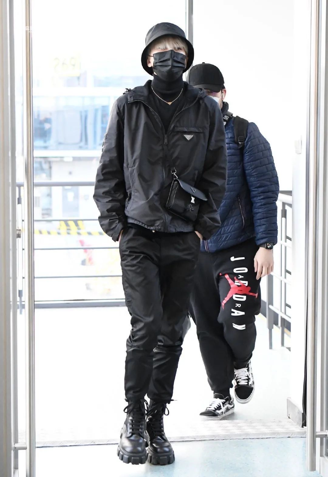 年度会穿榜单来了你爱豆同款都在这儿!快买