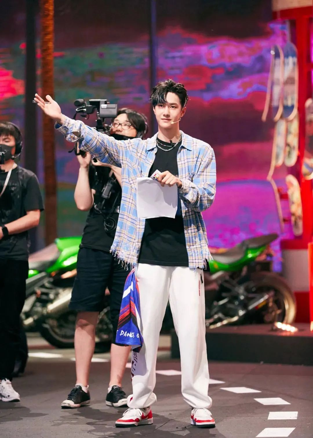 年度会穿榜单来了你爱豆同款都在这儿!快买