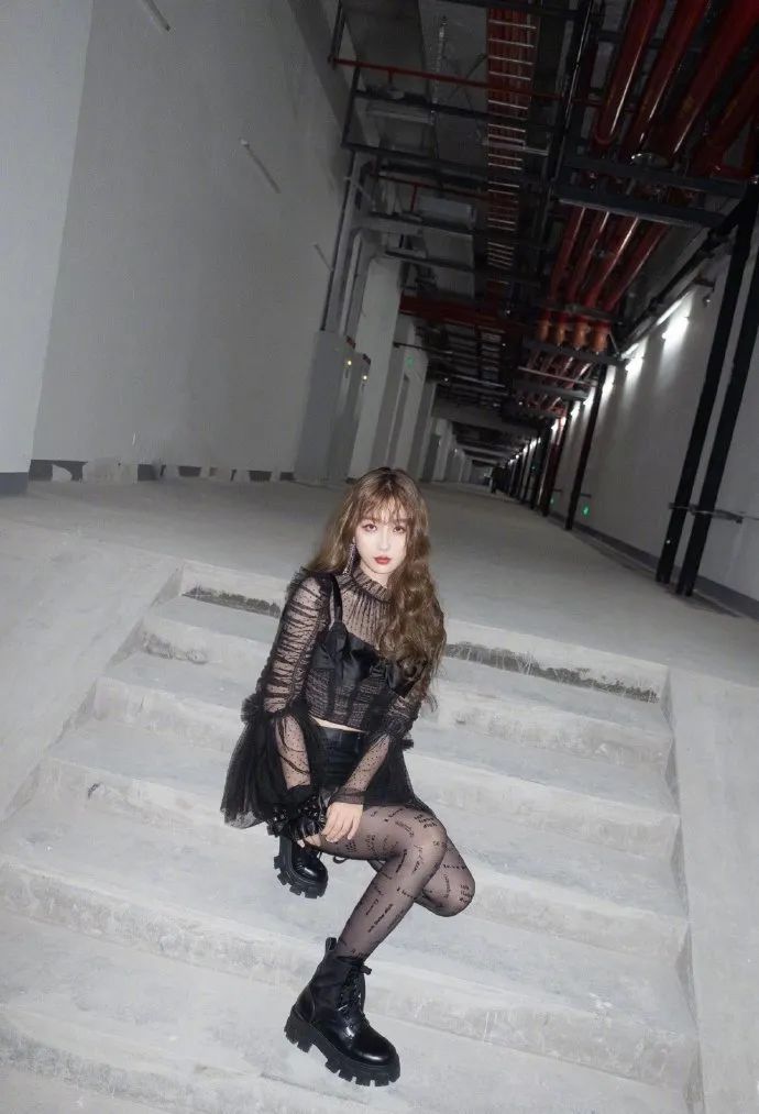 年度会穿榜单来了你爱豆同款都在这儿!快买