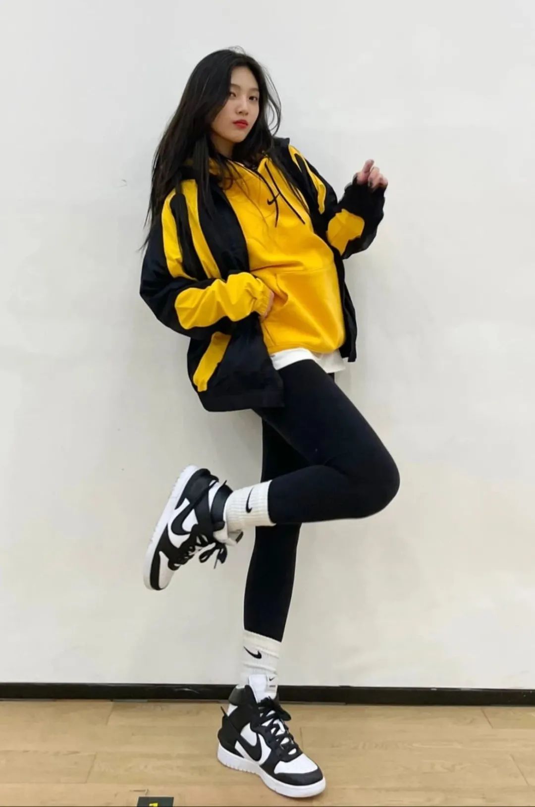 泫雅朴秀荣裴珠泫,泫雅腿围