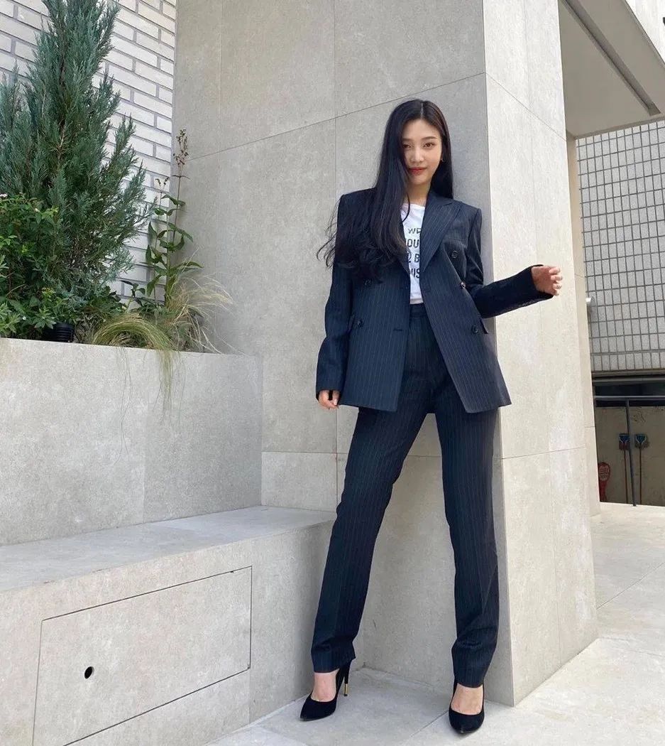 泫雅朴秀荣裴珠泫,泫雅腿围