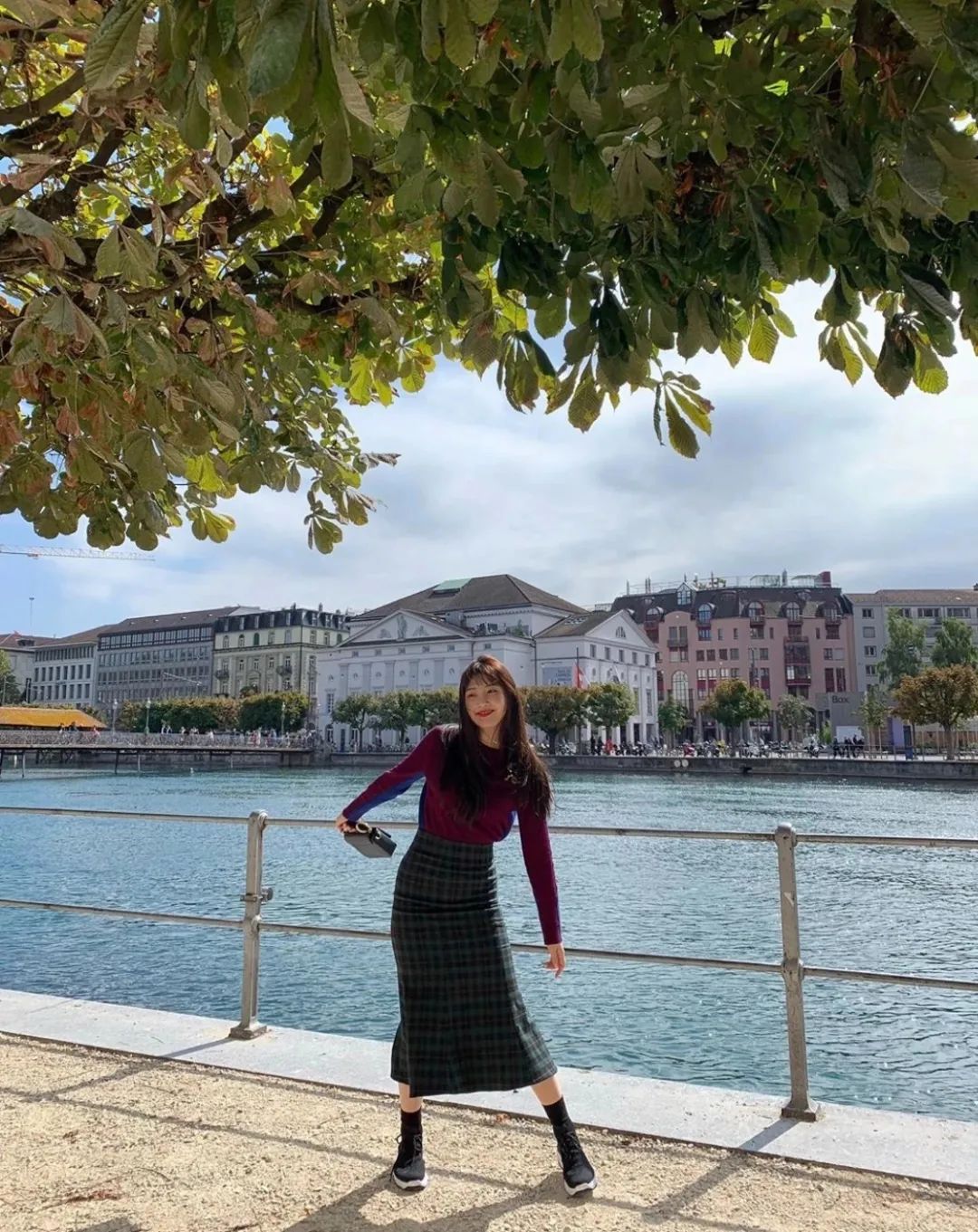 泫雅朴秀荣裴珠泫,泫雅腿围