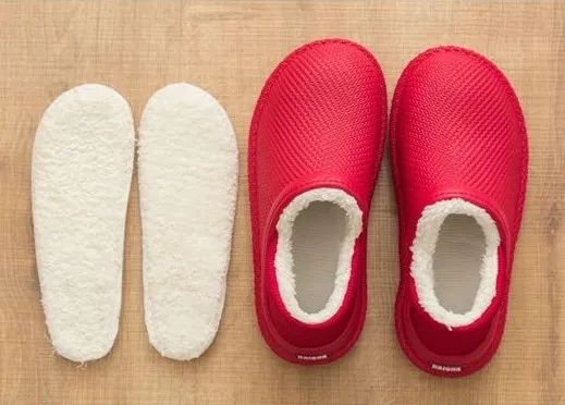 穿着舒服加绒防雨鞋,冬季慵懒风鞋防水