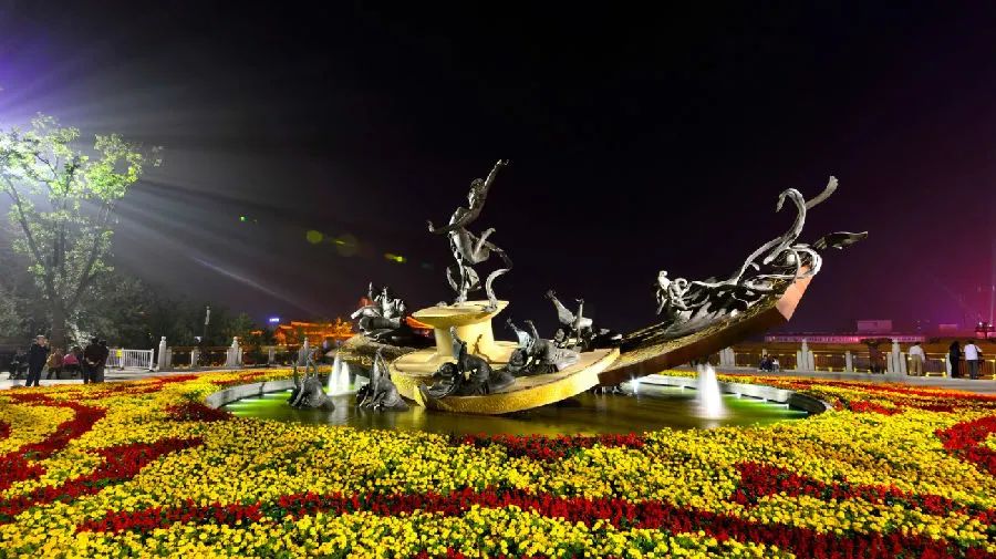 走出《大秦赋》!明天跟着9号线去西安临潼度假区邂逅炫“彩”之旅