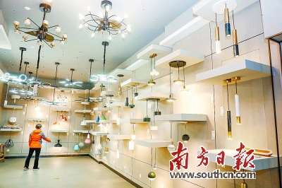 数字化赋能唤醒传统产业增长活力,数字赋能中小企业转型