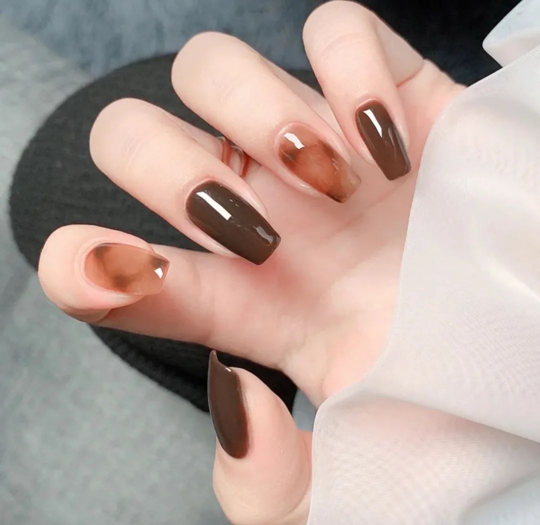 简单款美甲显手白高贵冬天,这100款秋冬美甲也太好看了吧