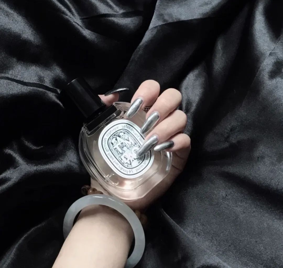 简单款美甲显手白高贵冬天,这100款秋冬美甲也太好看了吧