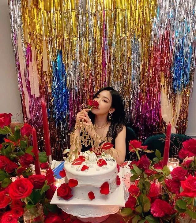 钻石美貌，欧化了TiffanyYoung真像韩艺瑟和徐睿知的合体