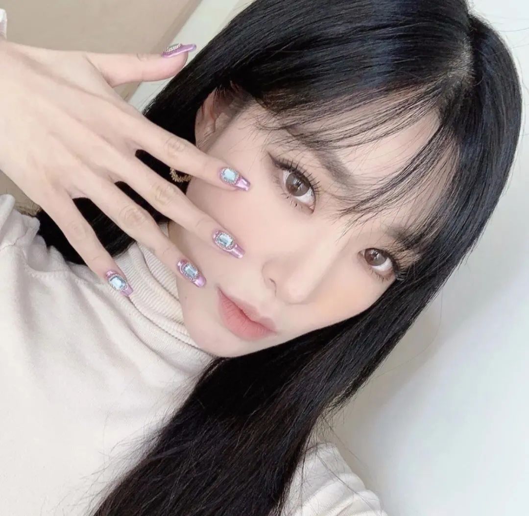 钻石美貌，欧化了TiffanyYoung真像韩艺瑟和徐睿知的合体