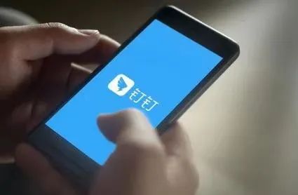 零售寒冬股价涨近两倍，卡宾的数字化实践做对了什么？