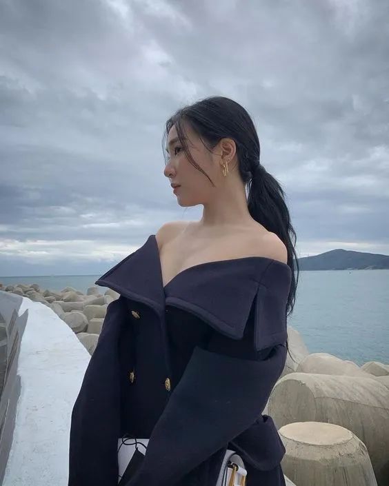 钻石美貌，欧化了TiffanyYoung真像韩艺瑟和徐睿知的合体