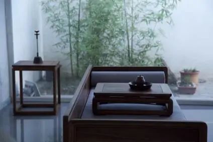 追求极简美的宋朝人,如何定调了1000多年后的茶室审美?