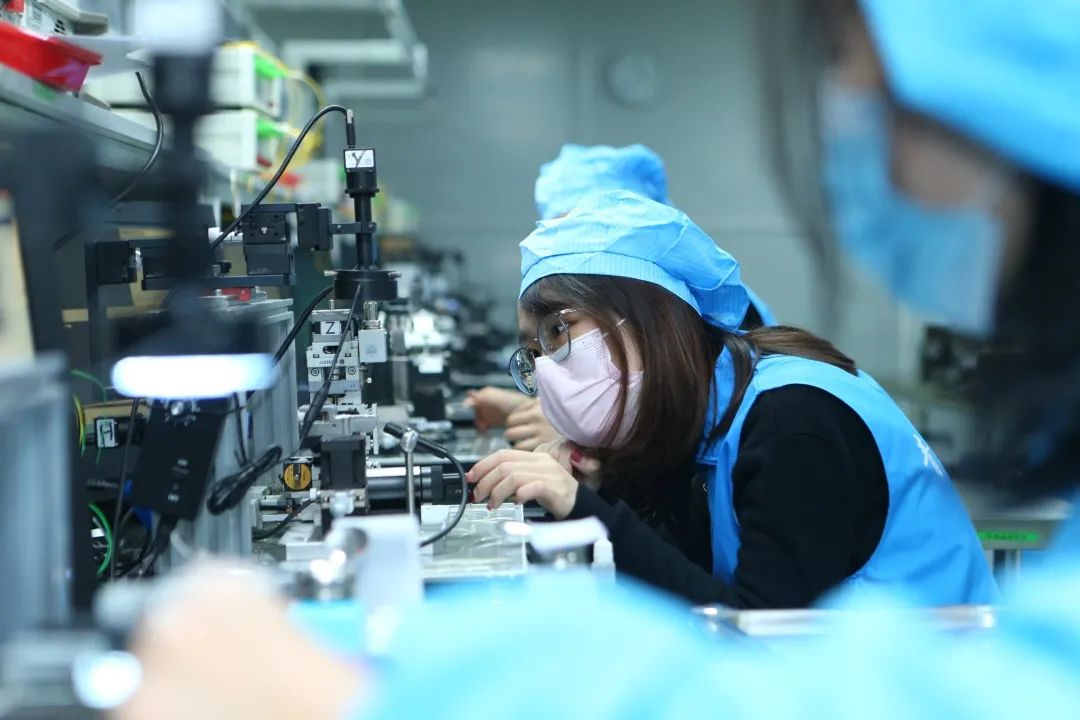 大浪街道拍了拍“你”,并递上2020成绩单