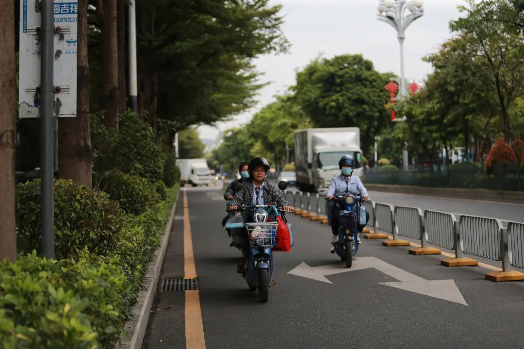 大浪街道拍了拍“你”,并递上2020成绩单