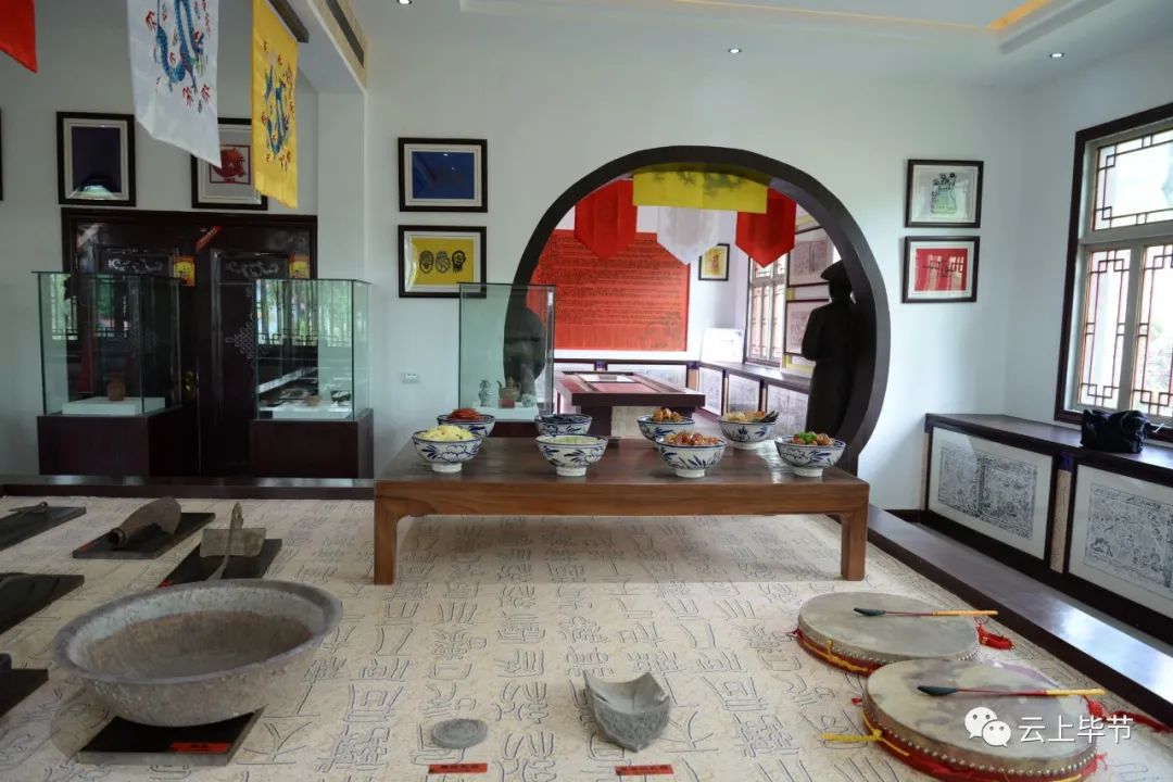 黔西北回忆,黔西北百里杜鹃第一村