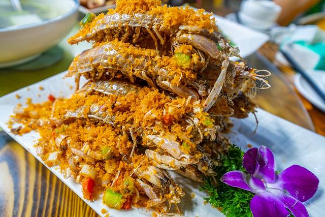 三亚旅游全攻略大概多少钱,2018最详细的三亚吃货游玩攻略