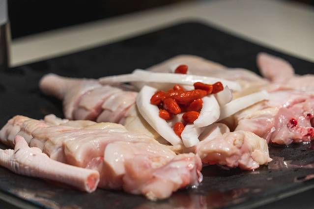 三亚旅游全攻略大概多少钱,2018最详细的三亚吃货游玩攻略