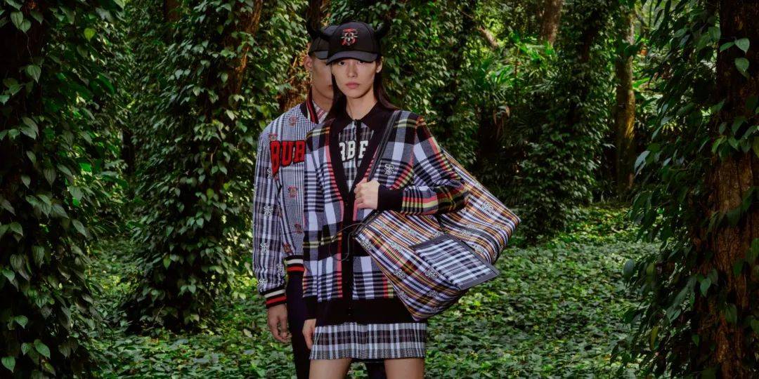 巴宝莉burberry2017秋装新款,burberry巴宝莉外套必买经典款