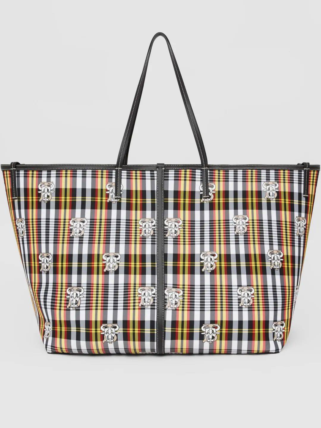 巴宝莉burberry2017秋装新款,burberry巴宝莉外套必买经典款