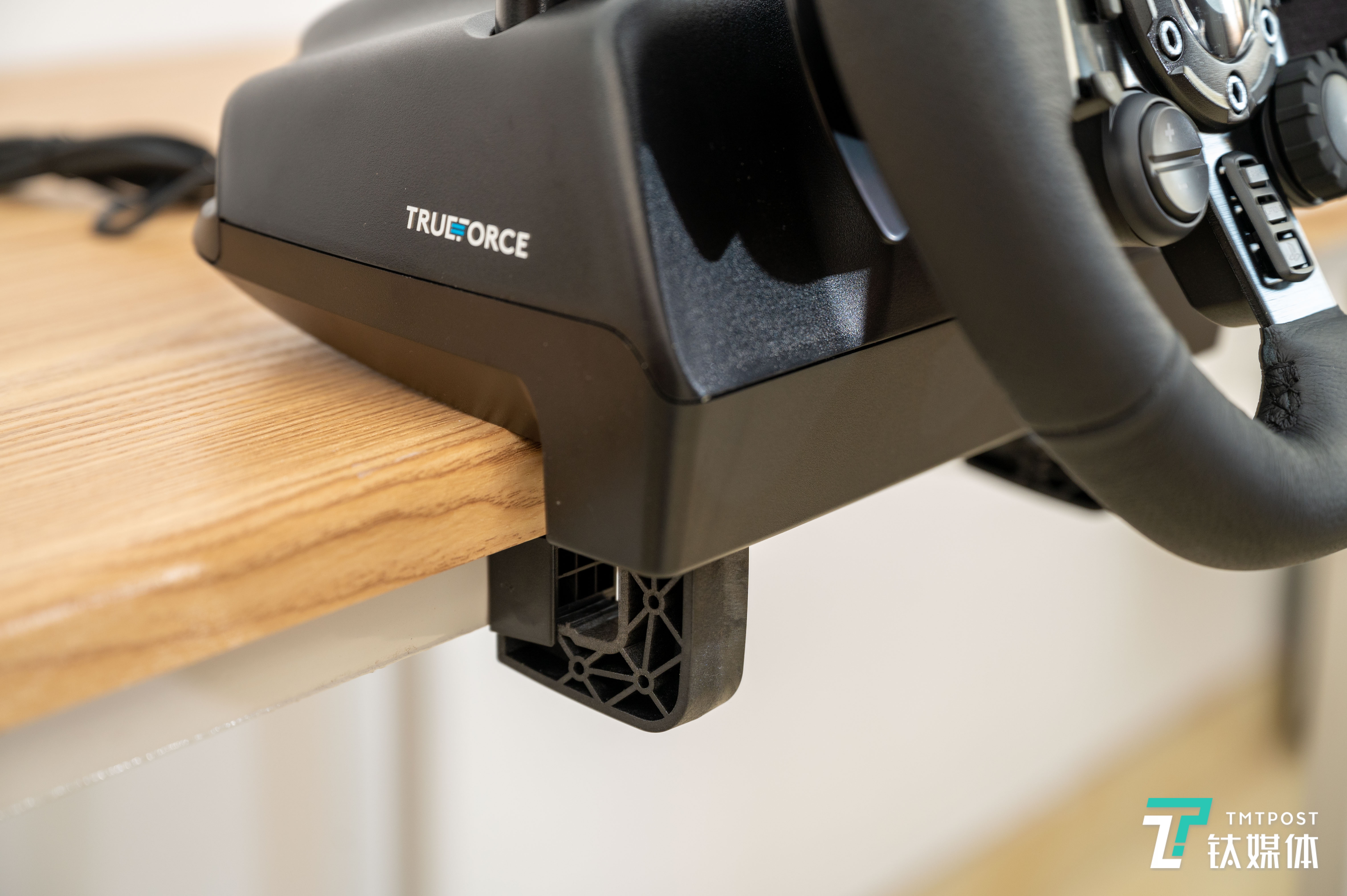 罗技模拟驾驶方向盘g923,罗技g923模拟赛车力反馈方向盘