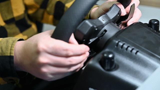 罗技模拟驾驶方向盘g923,罗技g923模拟赛车力反馈方向盘