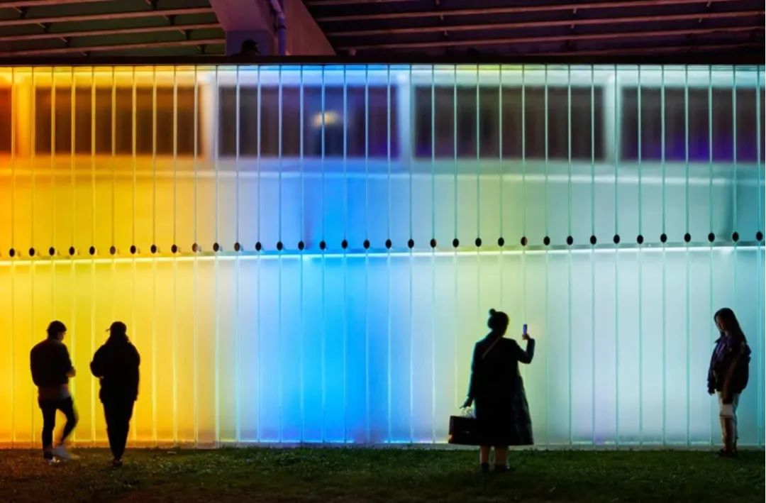 公共艺术学费贵吗,公共艺术的实用性