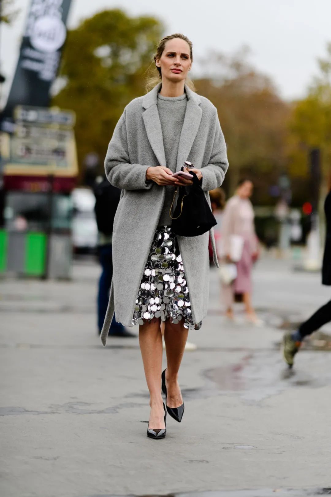 金属风单品,金属感银色和白色