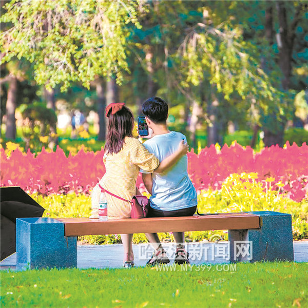 潮平岸阔催人进奋楫扬帆启新程,潮平岸阔催人进风正扬帆图片