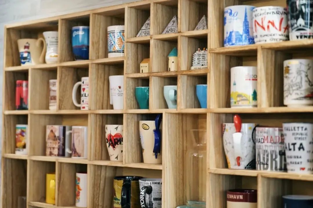 一杯coffee加“滨”,谢谢!