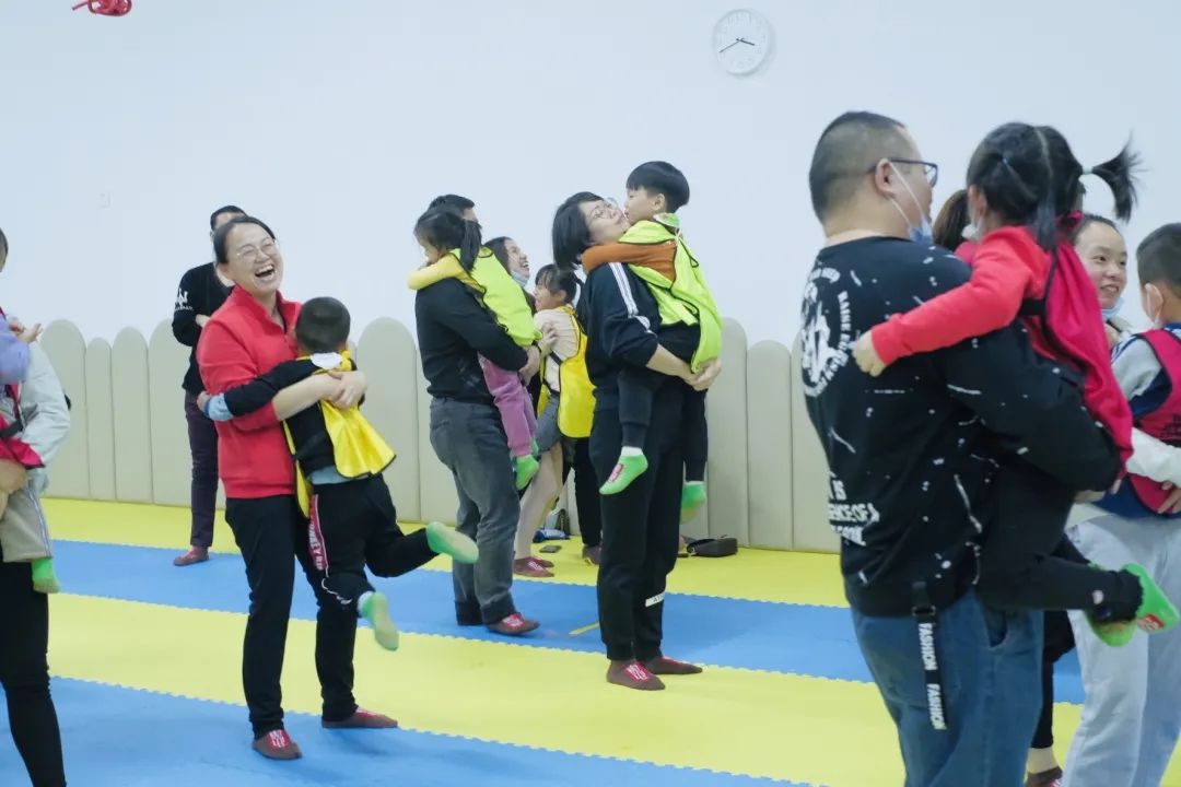 萌娃夏令营多彩活动来袭,萌娃亲子活动