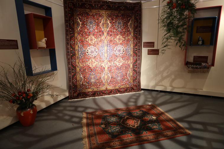 近40件波斯地毯“飞”到长宁这里……